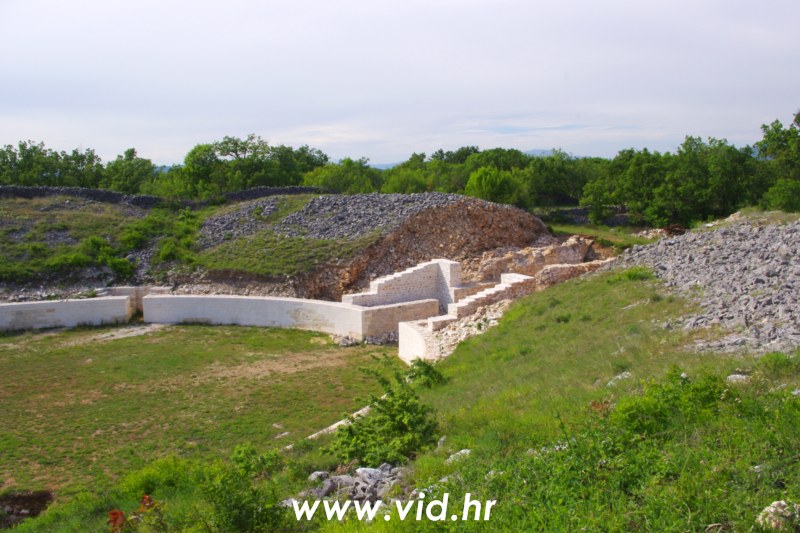 Burnum (15)